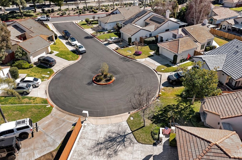 1244 Creekside Ct, Upland CA  91784-7934 exterior