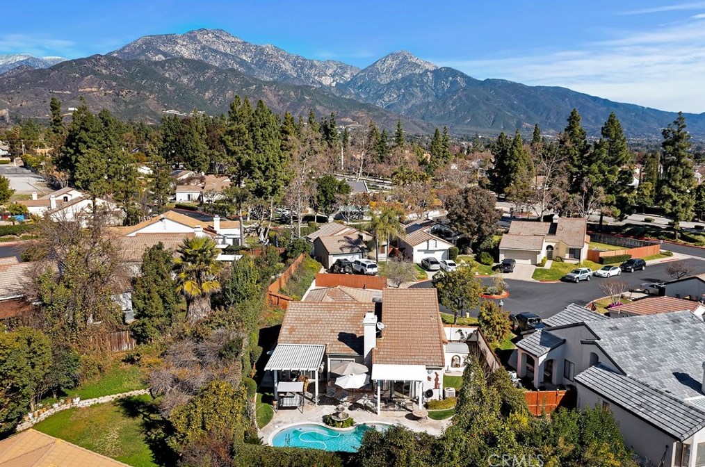 1244 Creekside Ct, Upland CA  91784-7934 exterior