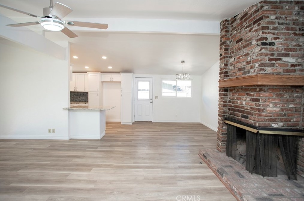 1032 E Woodland Ln, Glendora, CA 91741