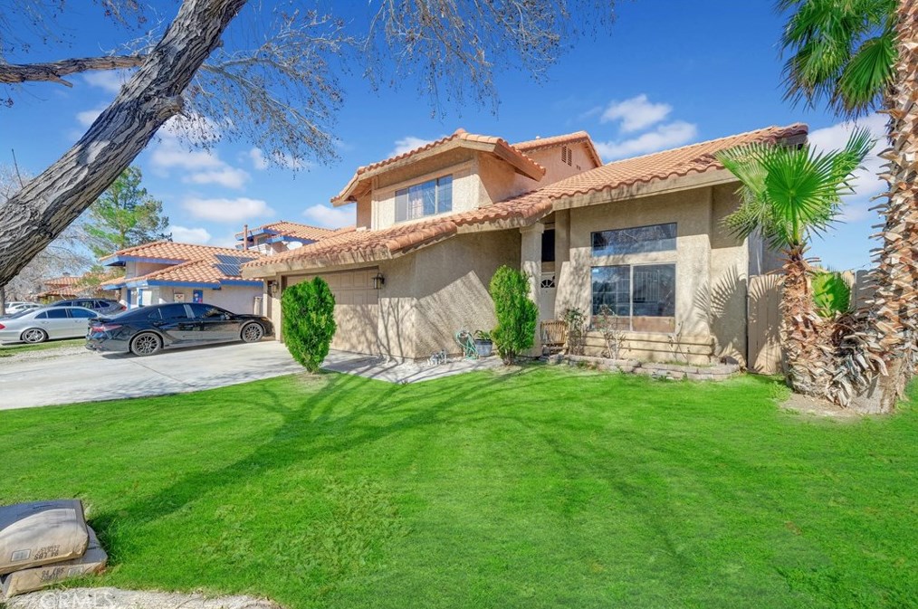 5365 Katrina Pl, Palmdale, CA 93552-4514
