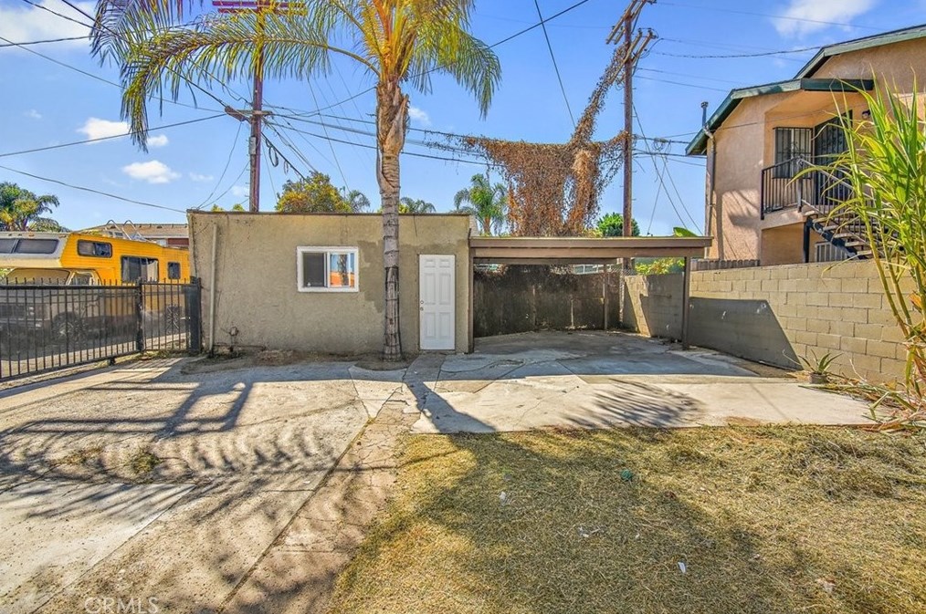 314 91st St, Los Angeles CA  90003-3805 exterior