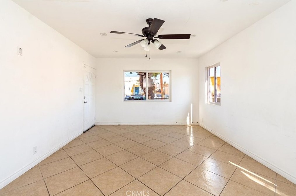 314 91st St, Los Angeles CA  90003-3805 exterior