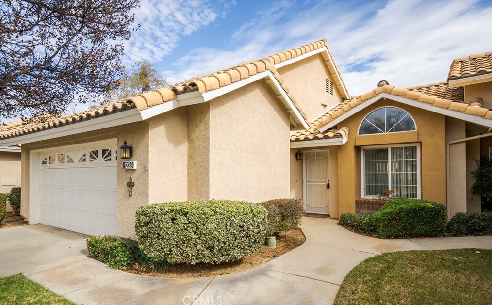 1228 Hogan Ave, Banning, CA 92220-5105