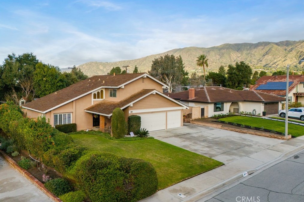 311 Glenwood Ave, Glendora, CA 91741-2751