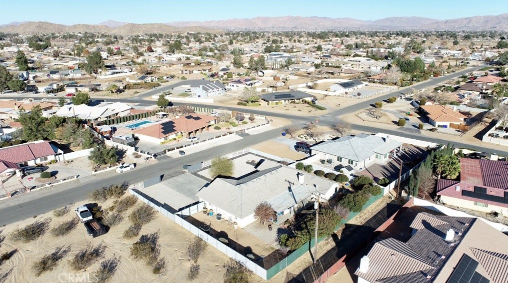 19939 Sahale Rd, Apple Valley CA  92307-7204 exterior