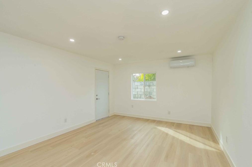 200 Phillips St, Ontario CA  91762-5141 exterior