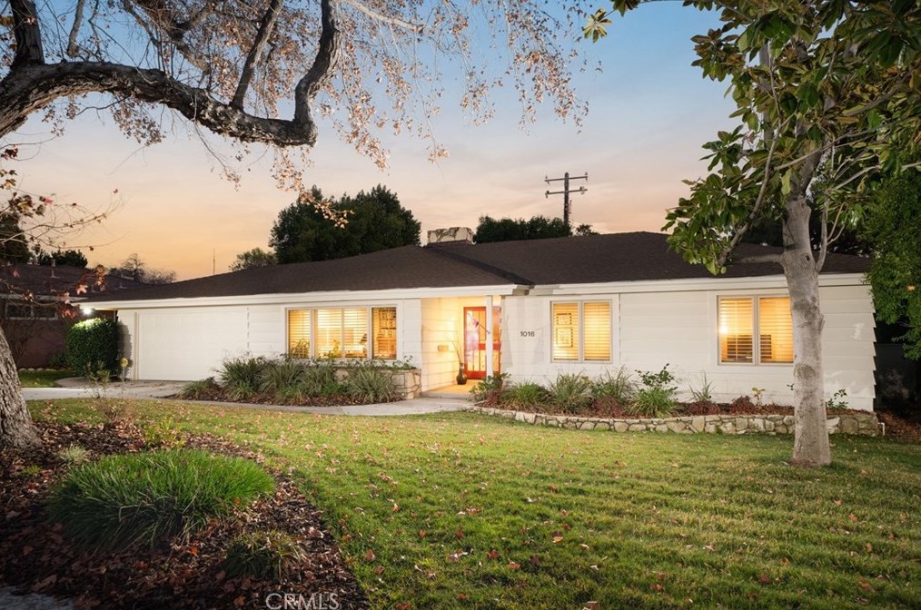 1016 Emory Dr, Claremont, CA 91711