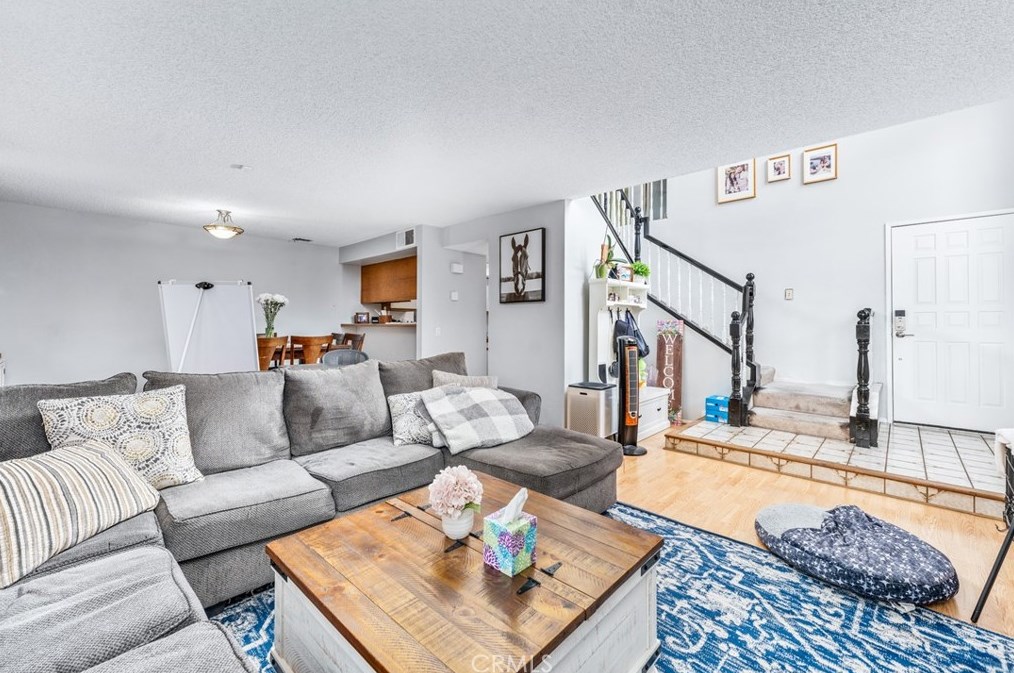 11840 Honey Holw, Moreno Valley CA  92557-6106 exterior