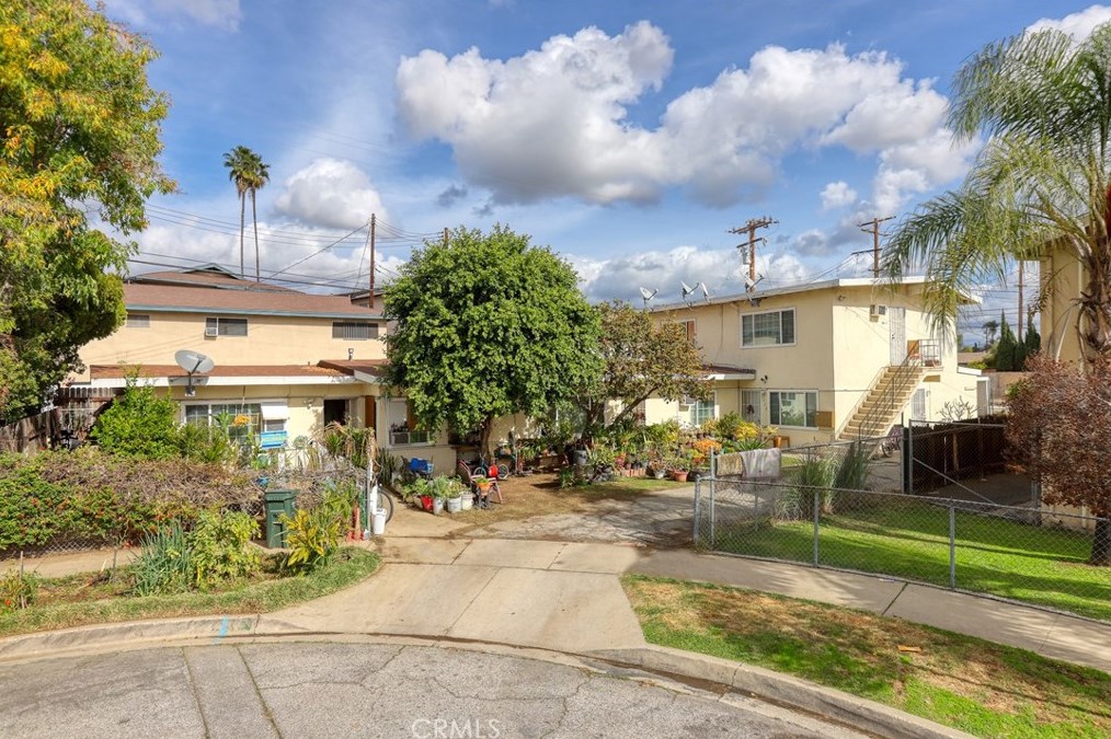 224 Vecino Dr, Covina, CA 91723-2333