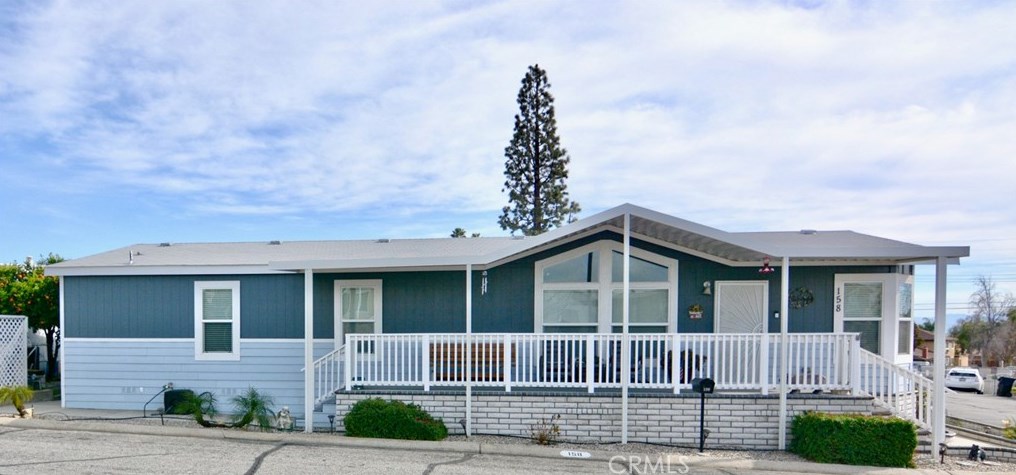 1400 W 13th St #158, Upland, CA 91786