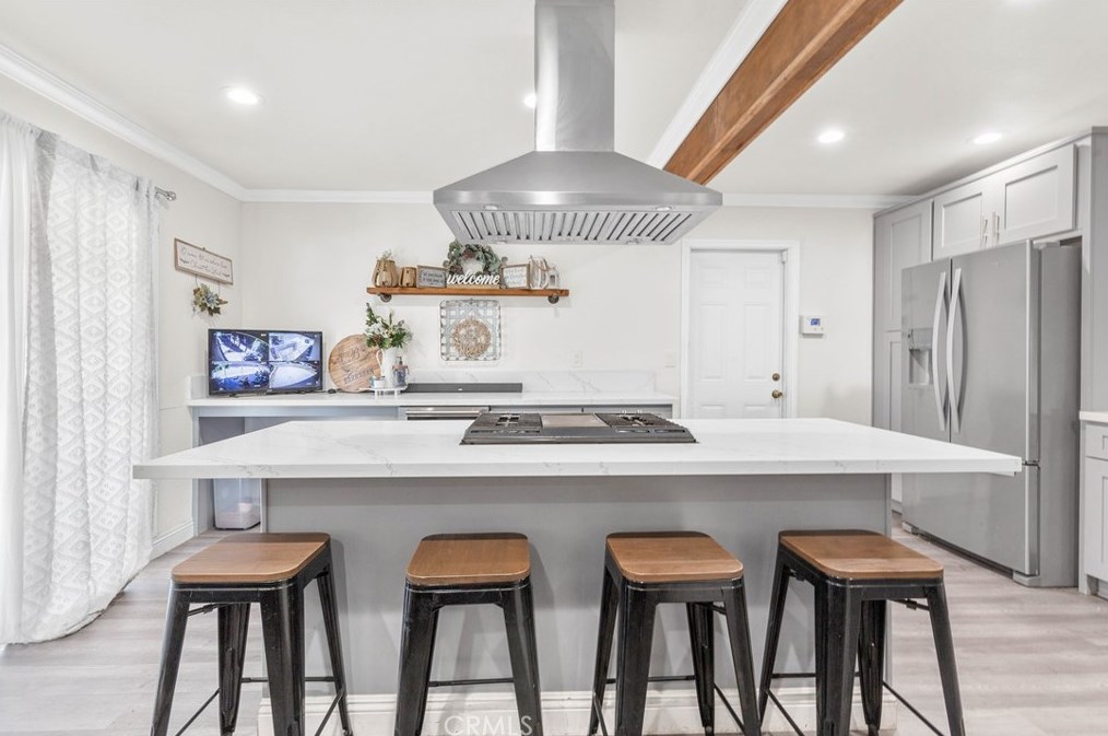 6796 Yucca Ave, Rialto, CA 92376