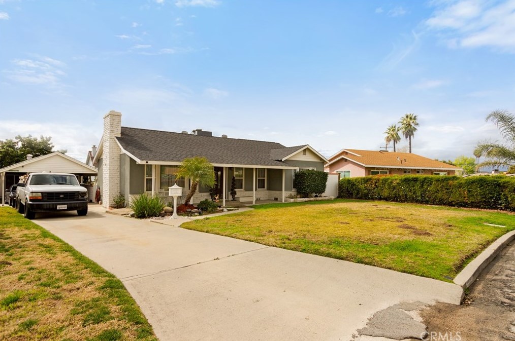 1515 Alto Dr, San Bernardino, CA 92404-2006