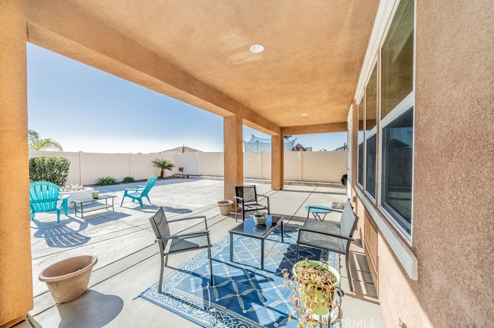 20715 Spring St, Riverside CA  92507 exterior