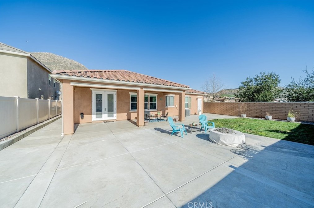 20715 Spring St, Riverside CA  92507 exterior