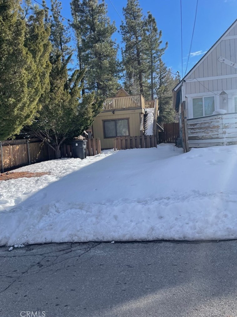 118 Sherwood Blvd, Big Bear City CA  92314-8933 exterior