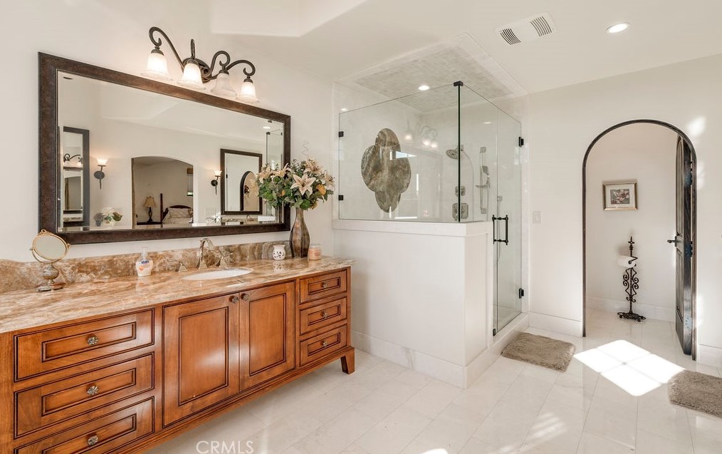 734 Calabria Dr, Glendora CA  91741-2202 exterior