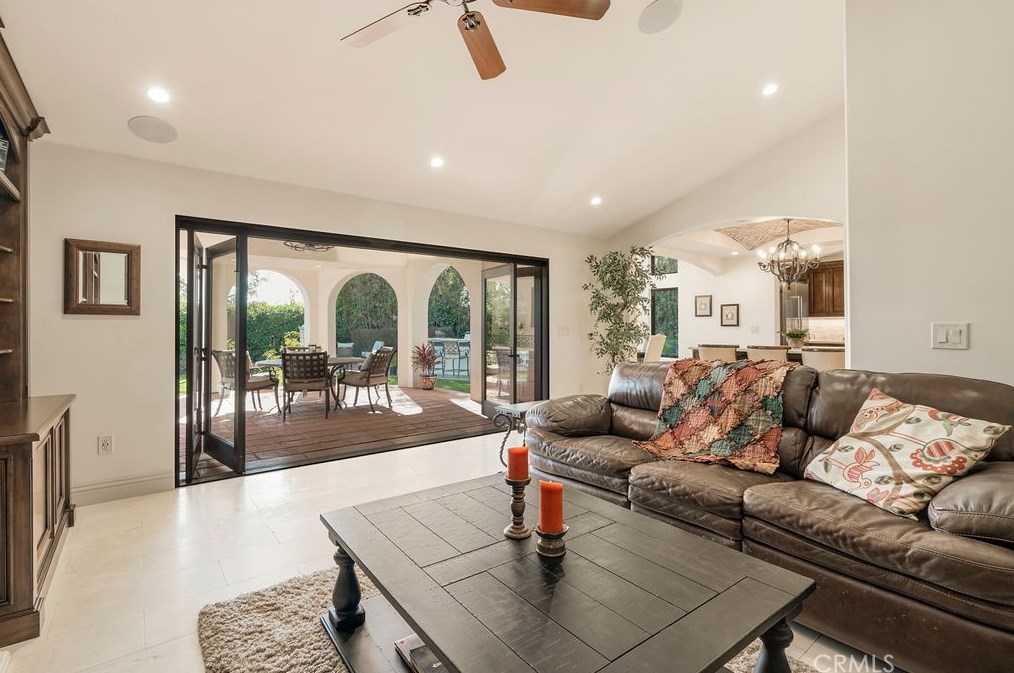 734 Calabria Dr, Glendora CA  91741-2202 exterior