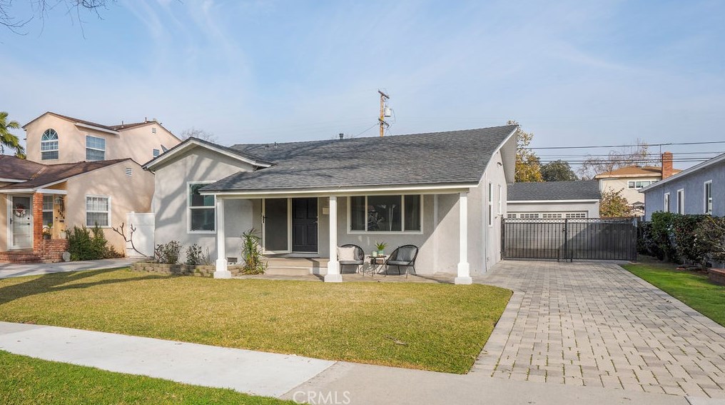 5850 Hersholt Ave, Lakewood, CA 90712-1340