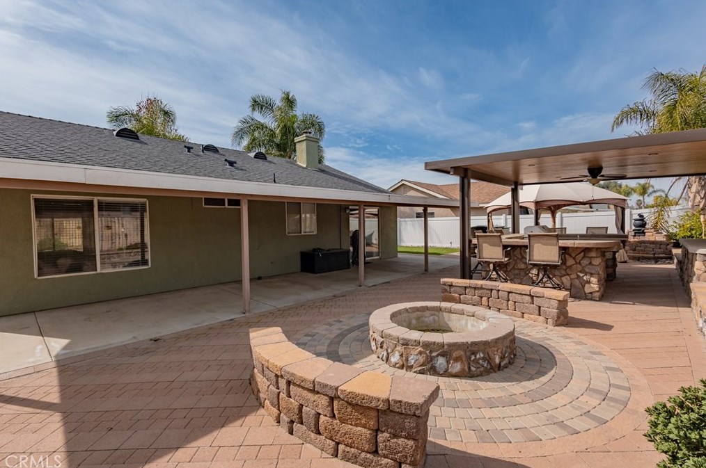 42944 Berkley Ave, Hemet CA  92544-4040 exterior