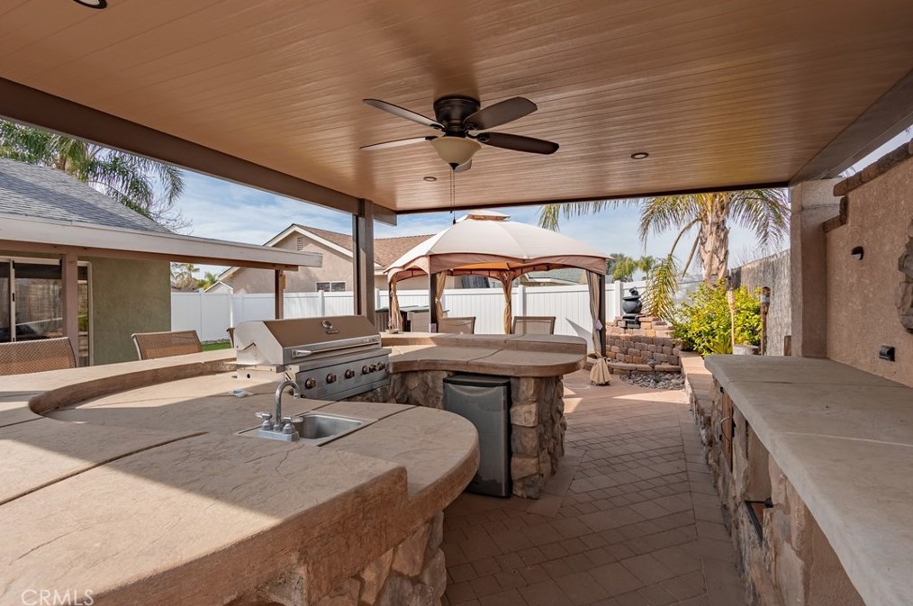 42944 Berkley Ave, Hemet CA  92544-4040 exterior