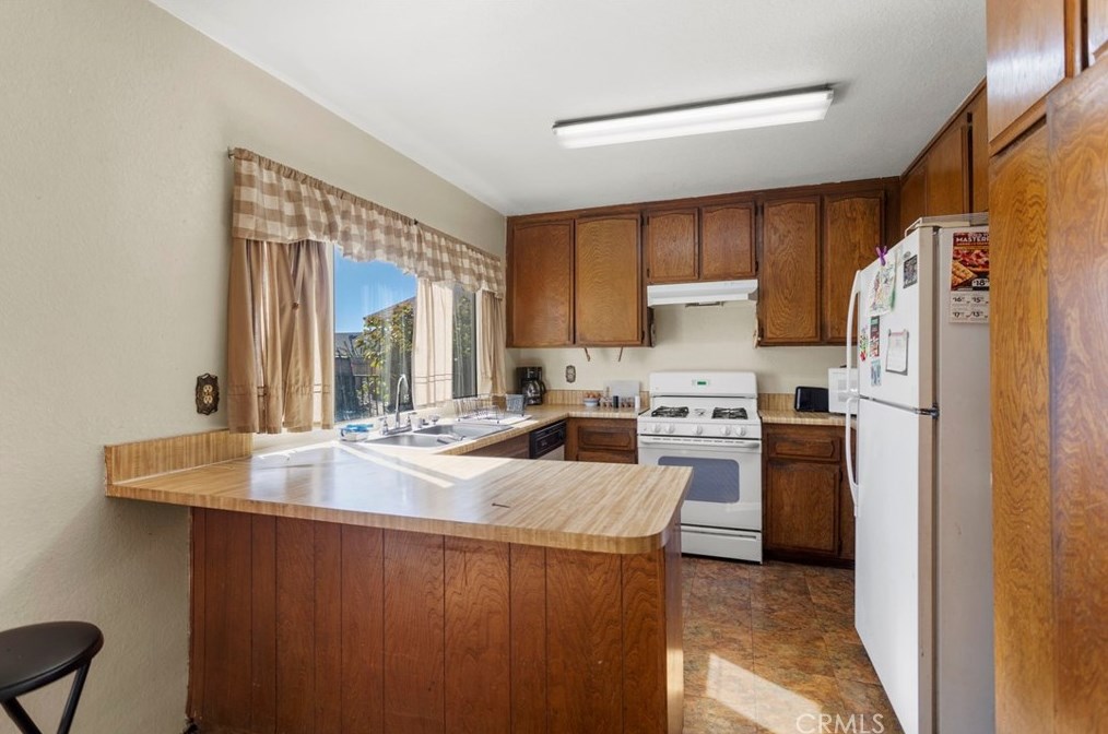 24235 Finley Dr, Moreno Valley, CA 92553-3551