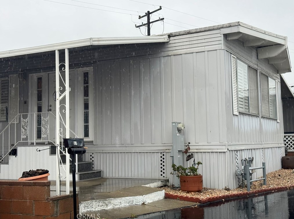 301 E Foothill #61, Pomona, CA 91767