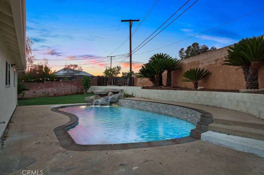 119 Shelby Way, Upland, CA 91786-6444