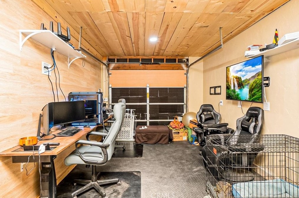 12489 Petaluma Rd, Victorville CA  92392-7607 exterior