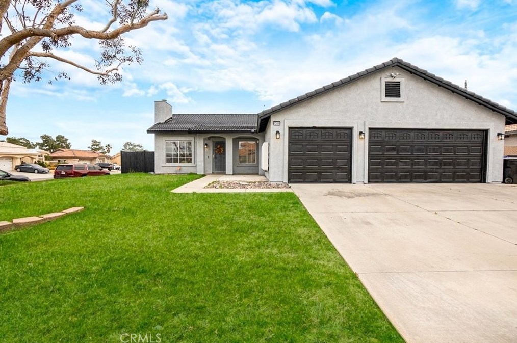 12489 Petaluma Rd, Victorville CA  92392-7607 exterior