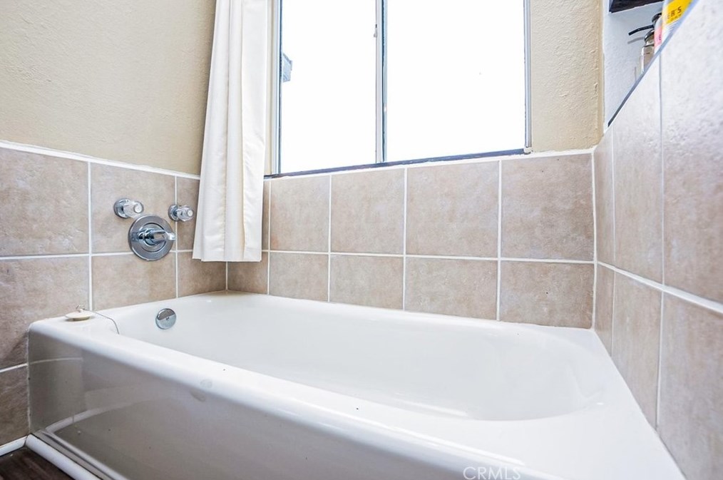 12489 Petaluma Rd, Victorville CA  92392-7607 exterior