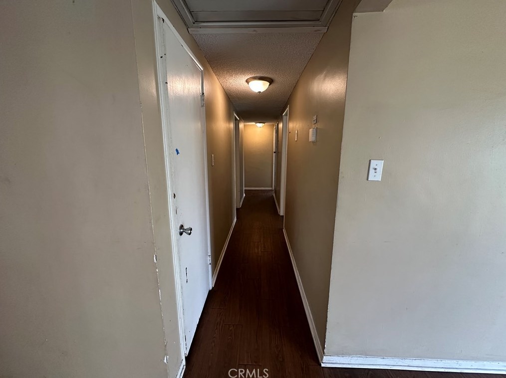 2033 Elm Ave, Anaheim CA  92804-2553 exterior