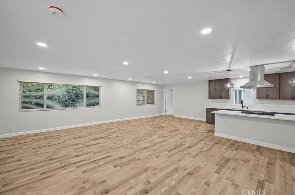 230 Goodrich Dr, Riverside CA  92507-4850 exterior