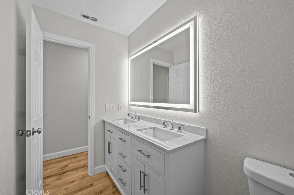 230 Goodrich Dr, Riverside CA  92507-4850 exterior