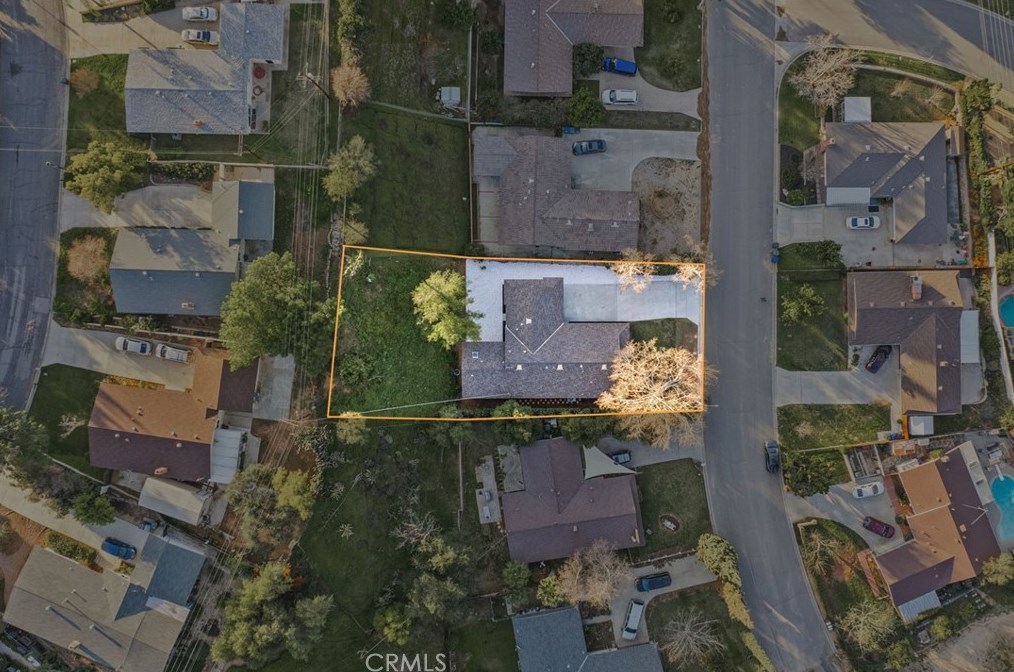 230 Goodrich Dr, Riverside CA  92507-4850 exterior