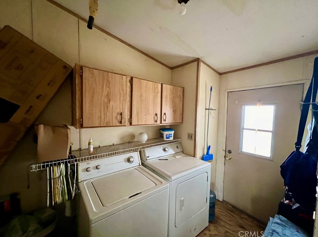 19970 Medford Way, Apple Valley CA  92308-5306 exterior