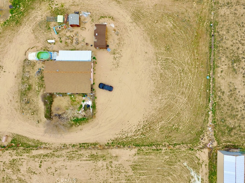 19970 Medford Way, Apple Valley CA  92308-5306 exterior