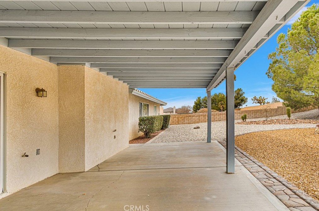 20260 Quail Hollow Rd, Apple Valley CA  92308-5013 exterior