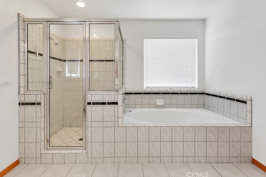 20260 Quail Hollow Rd, Apple Valley CA  92308-5013 exterior