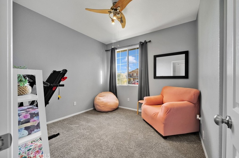 3431 Garnet Ave, Tropico Village CA  93560-7612 exterior