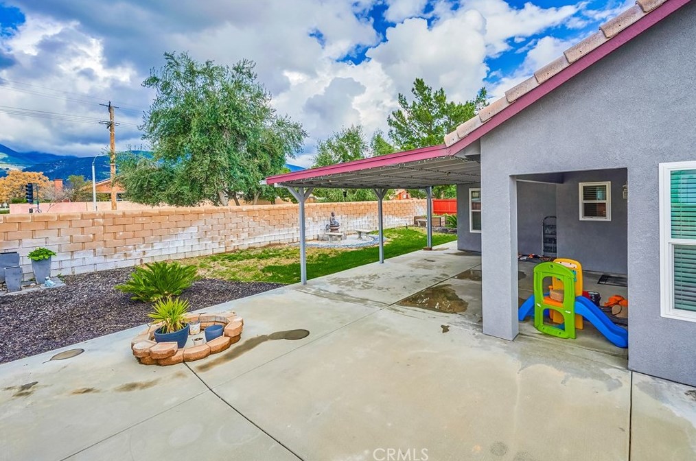 2712 Sheridan Rd, San Bernardino CA  92407-0253 exterior