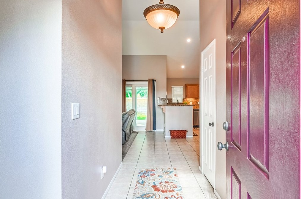 2712 Sheridan Rd, San Bernardino CA  92407-0253 exterior