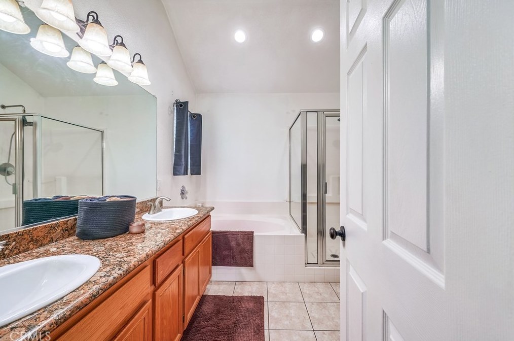 2712 Sheridan Rd, San Bernardino CA  92407-0253 exterior