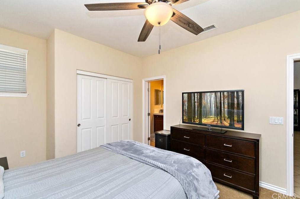 16352 Sierra Heights Dr, Riverside CA  92503-8457 exterior