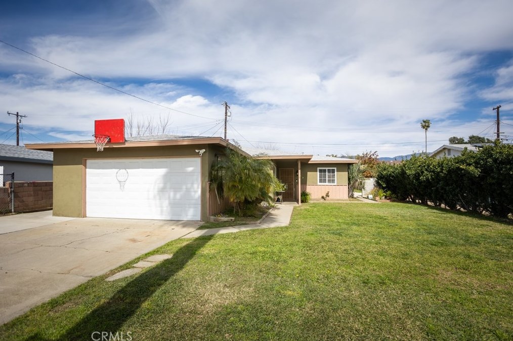 19414 Chaparral St, Rialto, CA 92376
