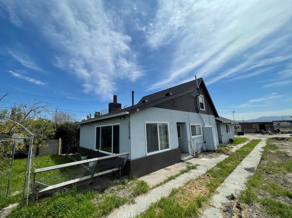 25279 Bessant St, San Bernardino CA  92404-6111 exterior