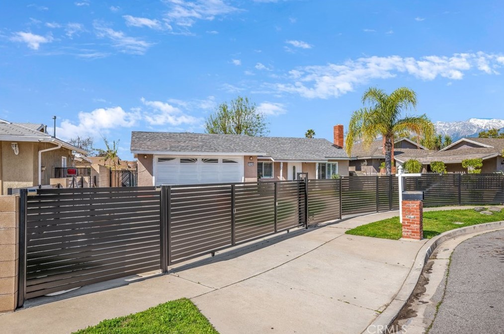 7620 Cherimoya Ct, Fontana, CA 92336