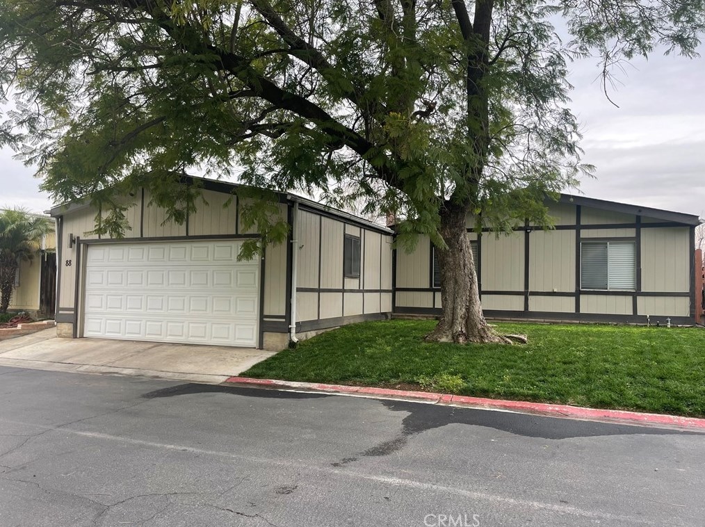 700 E Washington St #88, Colton, CA 92324