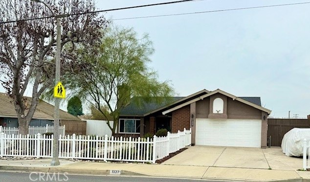 1327 Washington Ave, Pomona, CA 91767-4167