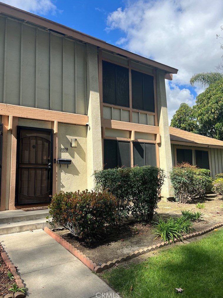 1353 N San Diego Ave, Ontario, CA 91764