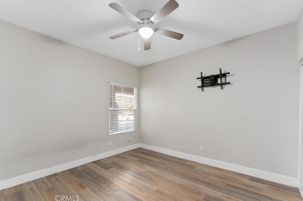 14941 Preston Dr, Fontana CA  92336-5506 exterior